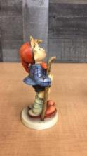 M.I. HUMMEL FIGURINE "LITTLE HIKER" - FULL BEE