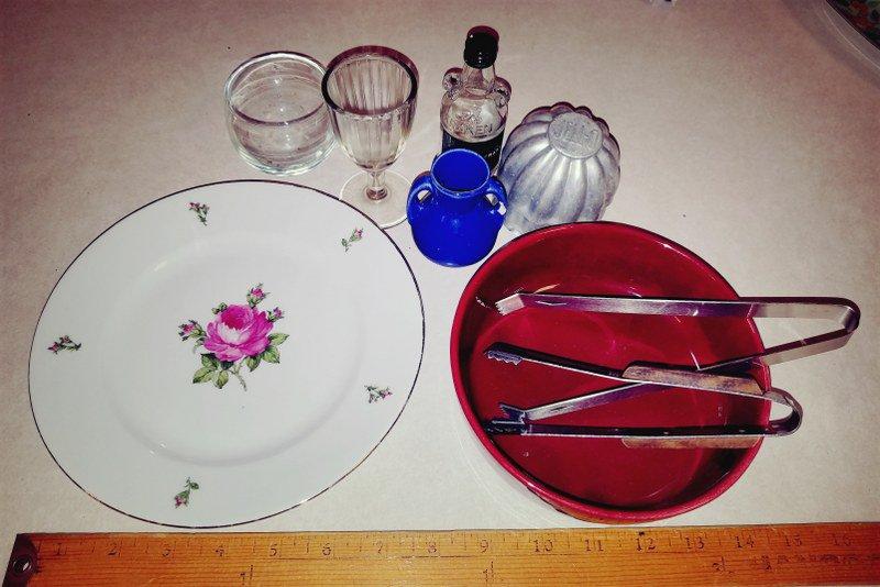 Misc Kitchen Lot Jello Molds, Shot Glass Fiesta Bowl And More