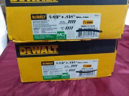 Lot of 4, DeWalt Metal Connector Nails 1 1/2" x 131", 2000 Per Box