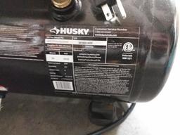 Husky 4 Gal 135 PSI 1 HP 2.7 SCFM @ 90 PSI Air Compressor