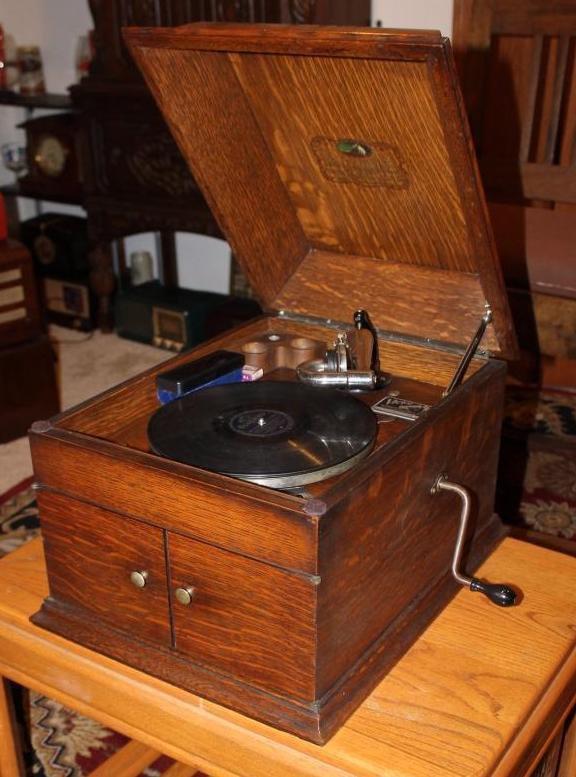 Victor Talking Machine "Victrola" Phonograph, Countertop Model