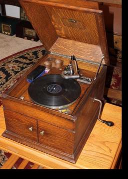Victor Talking Machine "Victrola" Phonograph, Countertop Model