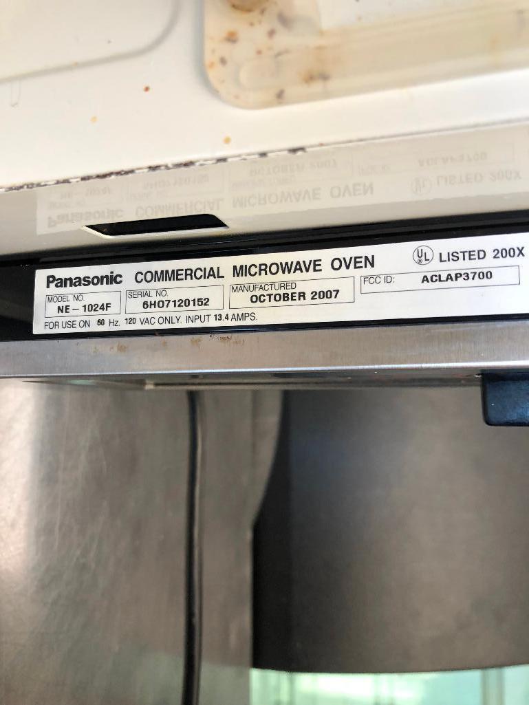 Panasonic Commercial Microwave Oven Model: NE-1024F Mfg. Oct. 2007 SN: 6H07120152