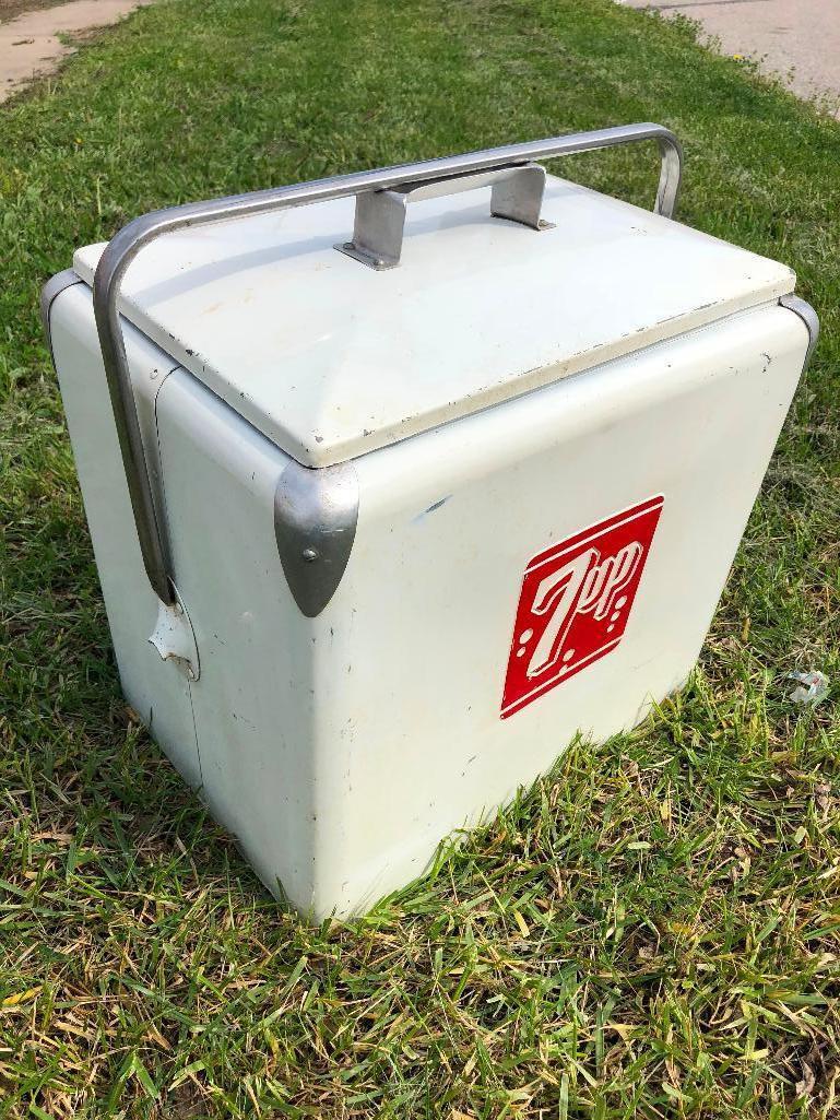 7-Up Soda Pop Picnic Cooler, Vintage