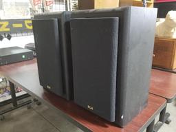 Lot of 2 KLH Speakers, 1001 Series, Model: AV3001