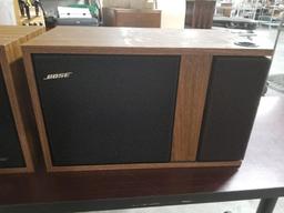 Pair Bose Model: 301 Direct Reflecting Speakers, Left / Right Part 1 Left, Part 2 Right