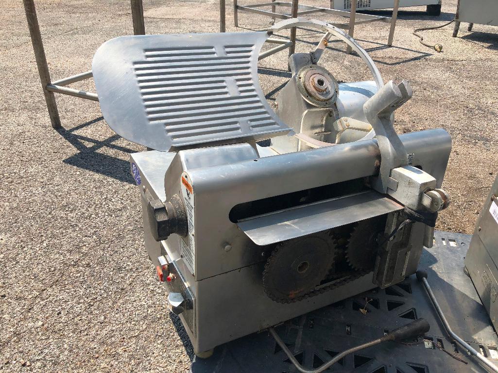 Globe Model: 2750 Commercial Meat Slicer, SN: 751024, Mfg. 9/95, 115v, 1ph, 1/2HP