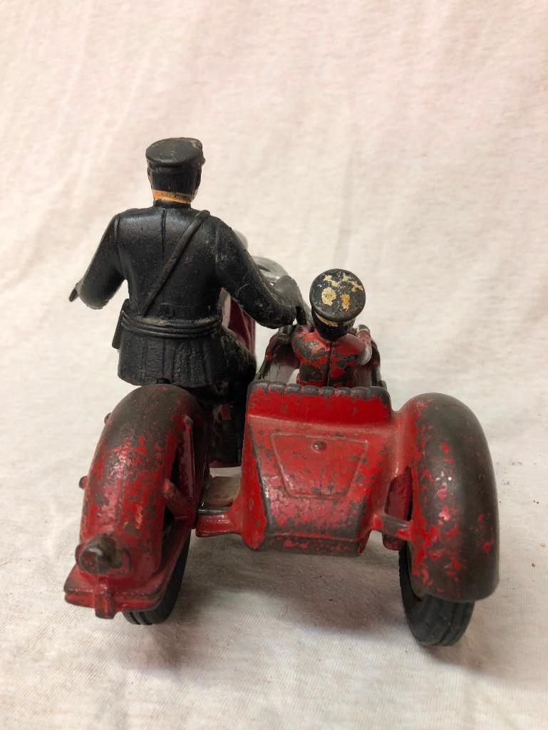 Hubley Cast Iron Motor with Side Car And Rider