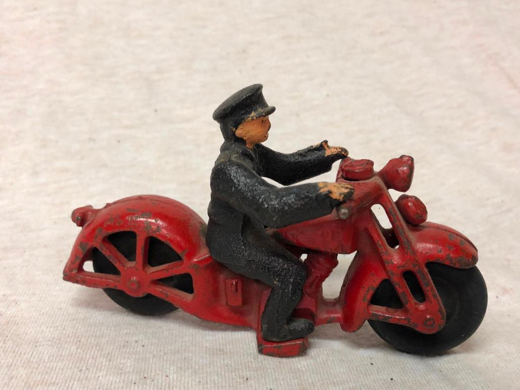 Hubley Cast Iron Motorcycle