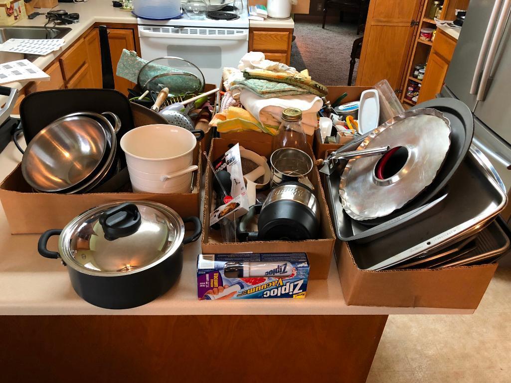 Large Lot of Kitchen Supplies