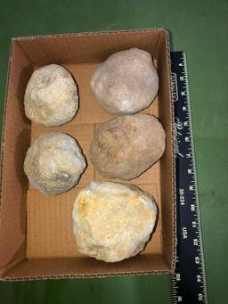 5 Large Geodes