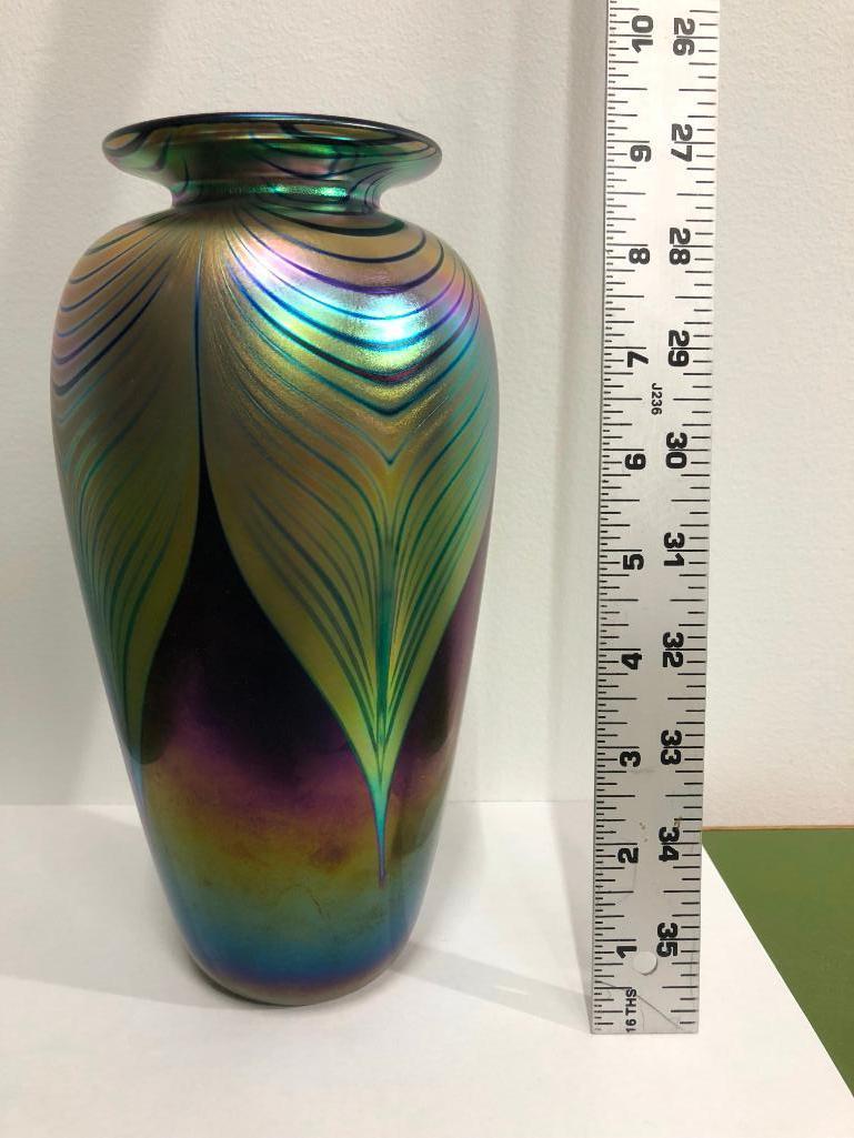 Abelman Pulled Feather Vase, Signed, Beautiful Vase