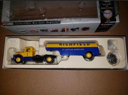 Rare Corgi Die-Cast Mack LJ Semi Skirted Tanker