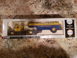 Rare Corgi Die-Cast Mack LJ Semi Skirted Tanker