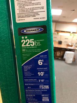 Werner 6 Foot Fiberglass Step Ladder, 225lbs Model: FS206