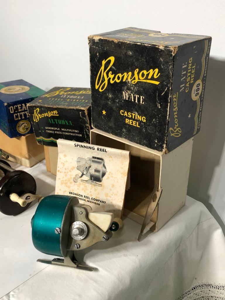 Lot of 4 Bait Casting Fishing Reels w/ 2-Part Boxes, Bronson and Ocean City