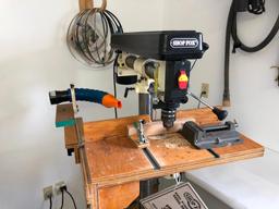 SHOP FOX, Radial Arm Drill Press, floor mounted (Model W1670).