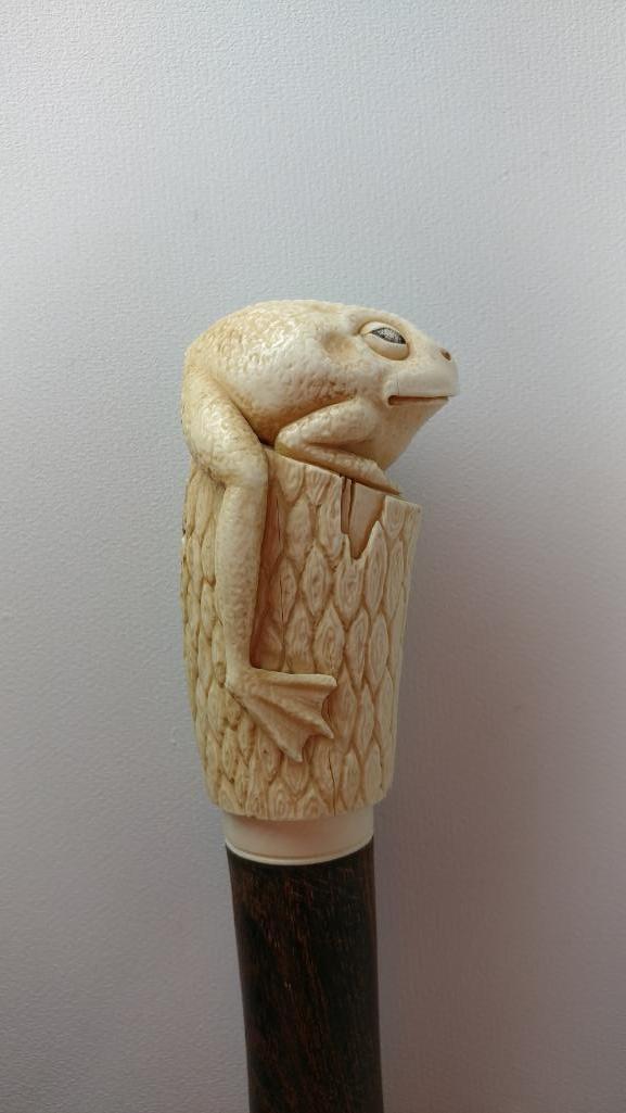 Interesting Carved Bone or Tusk Frog on Stump Cane