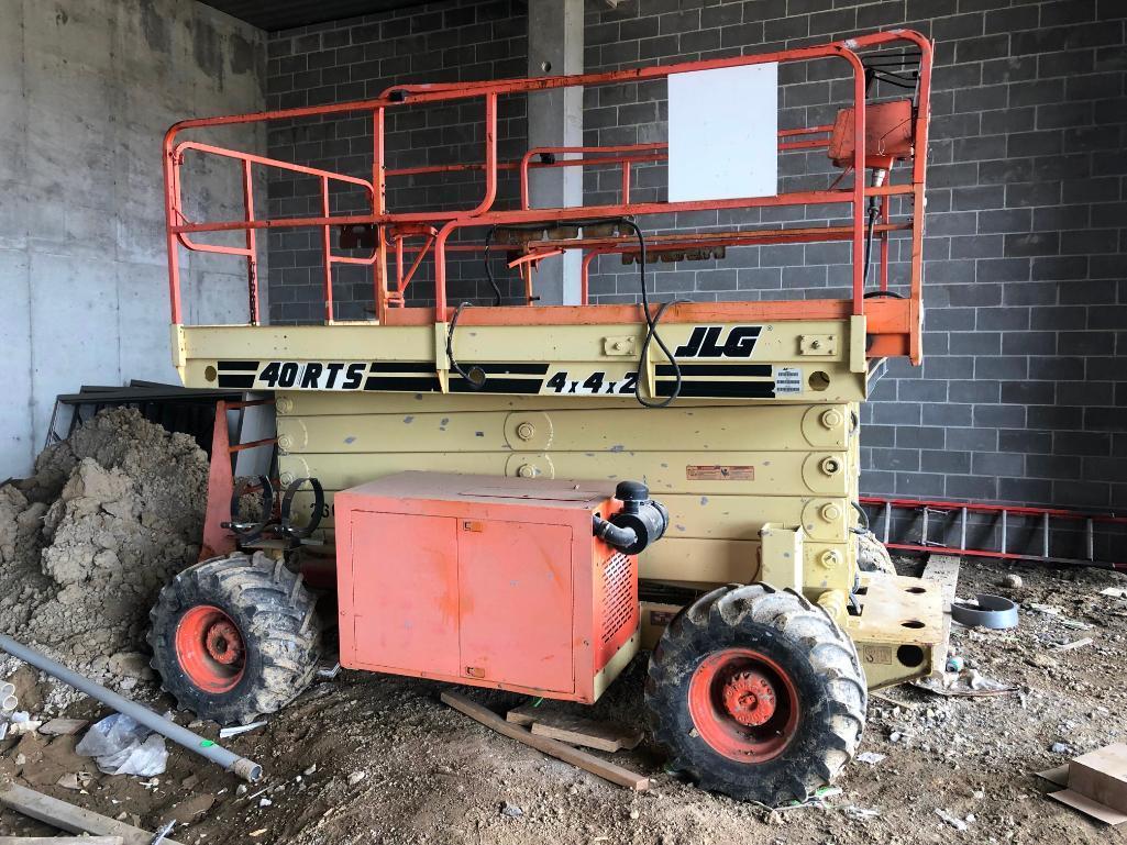 JLG Industries Scissor Lift Model: 40-RTS, SN: 0200085556, Maximum Platform Height: 40 Feet