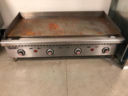 Vulcan 4-Burner 48in Flat Top Griddle Model: VCRG48-TI