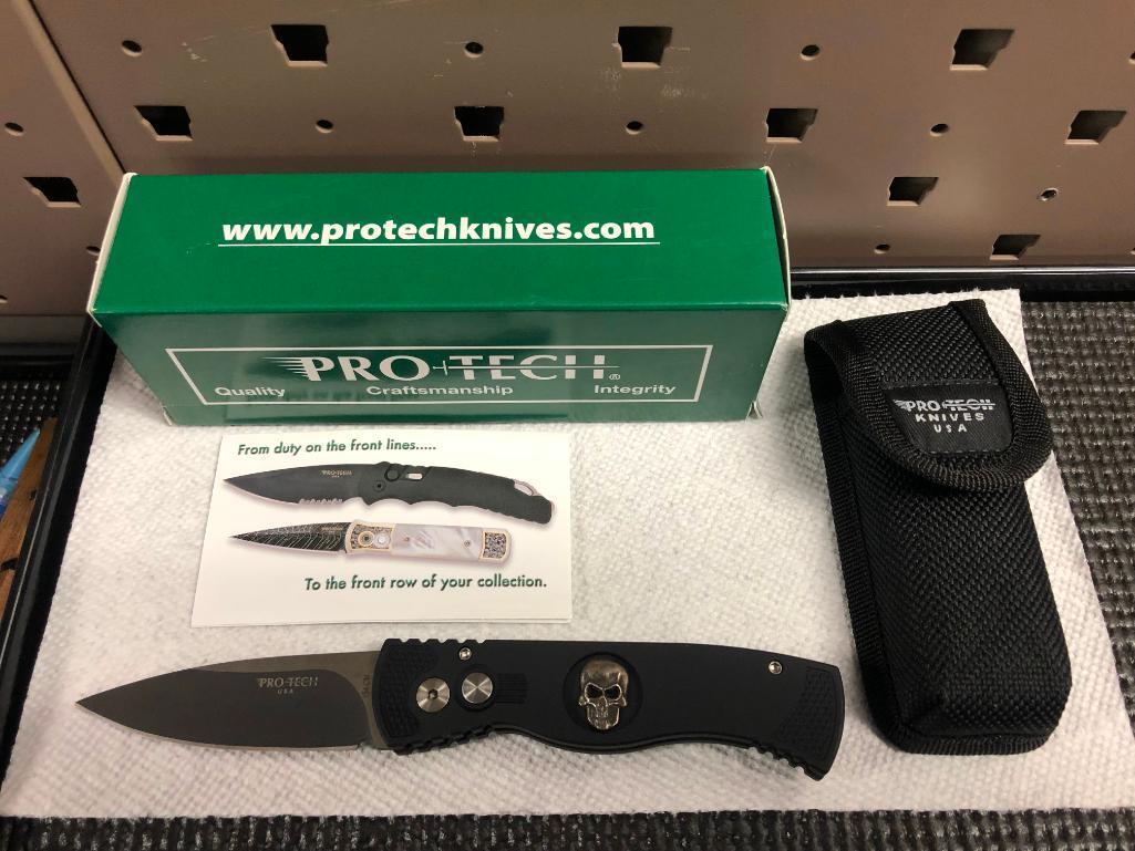 Pro Tech TR-2 Skull Push Button Knife