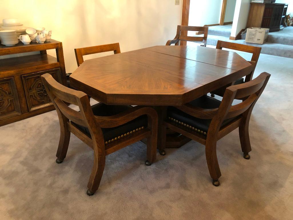 American of Martinsville Dining Room Table, 6 Chairs , 2 leaves, Very High Quality & Heavy Duty