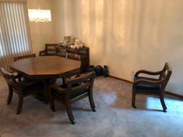 American of Martinsville Dining Room Table, 6 Chairs , 2 leaves, Very High Quality & Heavy Duty