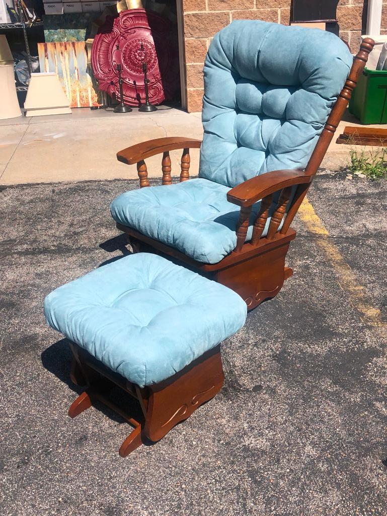 Oak Glider Rocker w/ Matching Ottoman