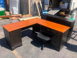 L-Shaped Desk w/ Upper Bookcase and Stool