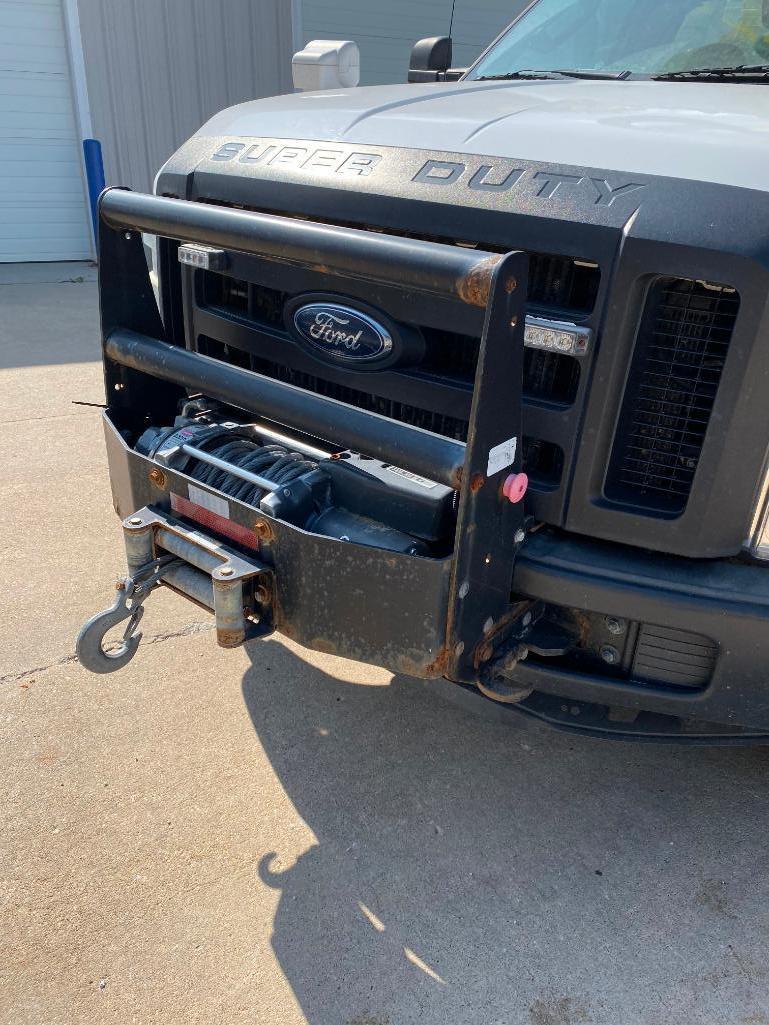 2008 Ford DRW Super Duty E-550 Bucket Truck, 116,287 Miles, Diesel