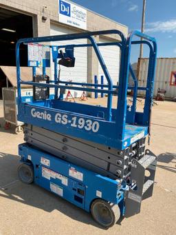 Genie Scissor Lift Model: GS-1930, Mfg. Jan. 2015, Hours: 143.2