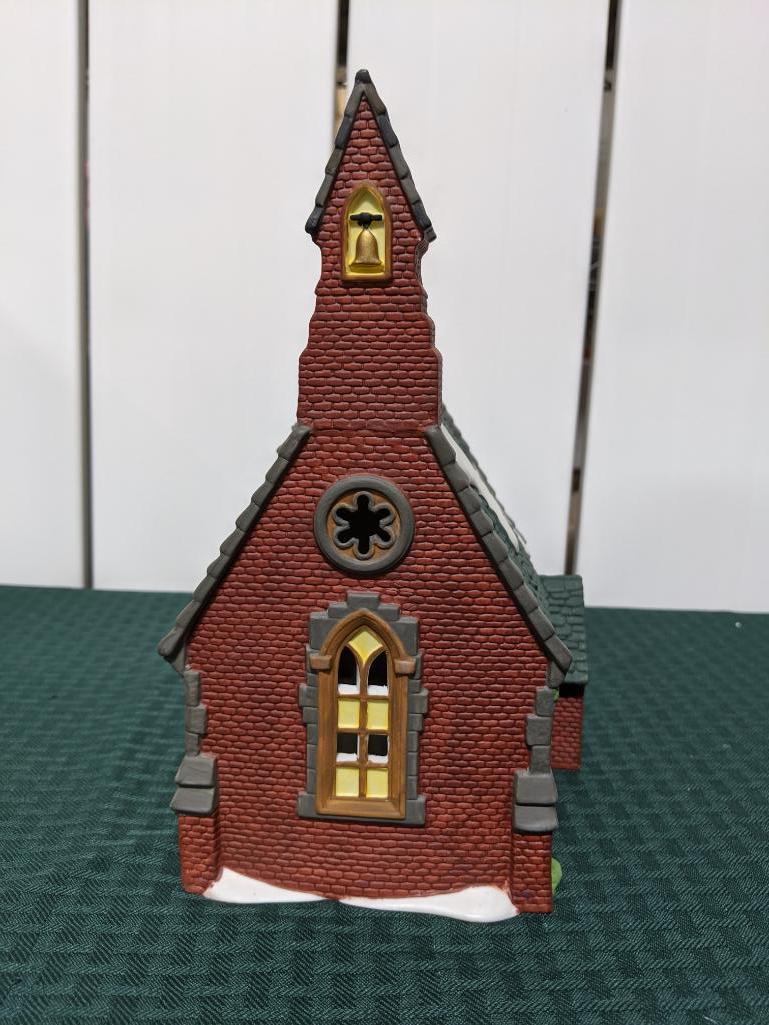 Dickens Village Series-Department 56 -Dudden Cross Church (The Heritage Village Collection