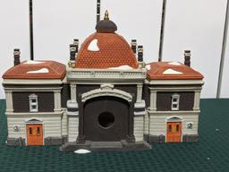 Dickens Village Series-Department 56 -Victoria Station (The Heritage Village Collection