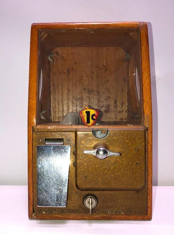 Penny Victor Peanut Vending Machine with Key