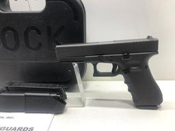 Glock G17 Gen 4 FXD 9mm w/ Factory Case & 3 Magazines SN: BBDL359