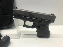 Glock G26 Gen 4 FXD 9mm w/ Factory Case & 3 Magazines SN: BGHF087