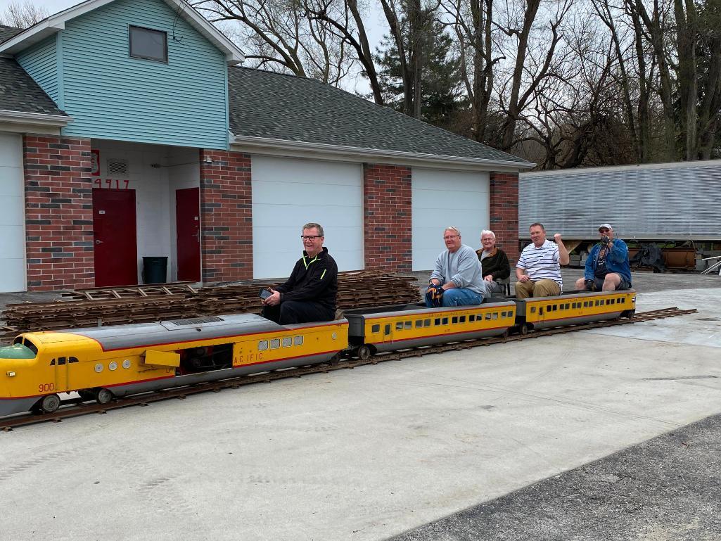 MTC G12 Train - Union Pacific Ride On Train from Sokol Park c. 1950's w/ 570 Feet of 12in Track