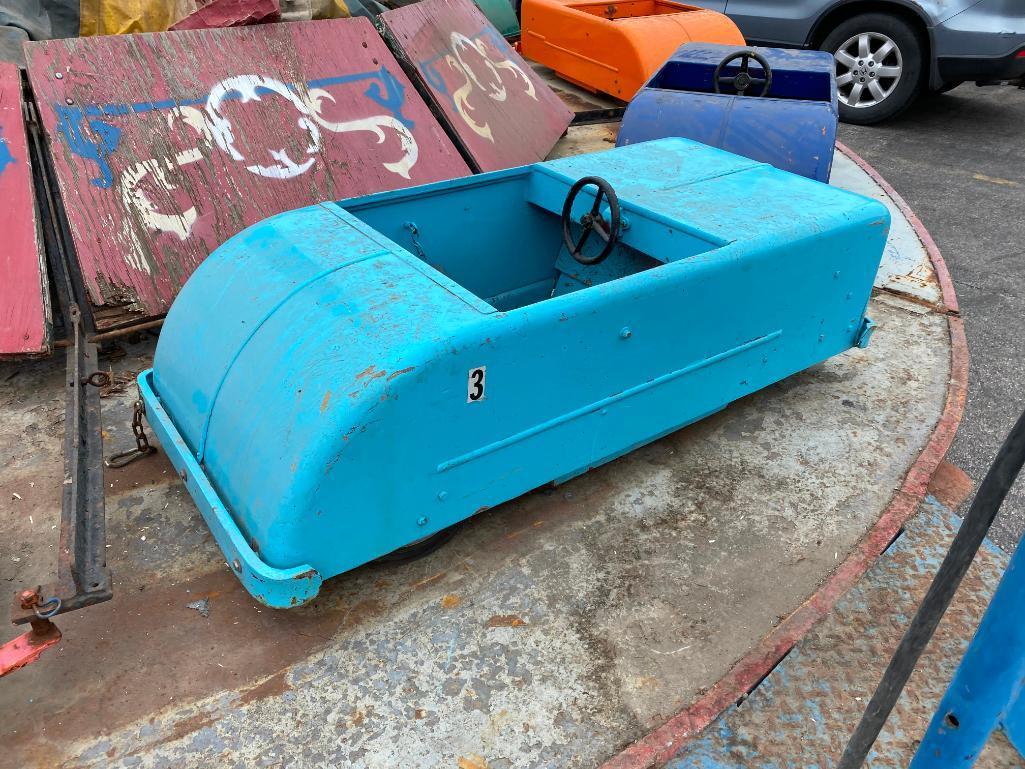 1950's Era Kiddie Carnival Ride, Complete with Ten Pressed Steel 1940's Looking Multi-Colored Cars