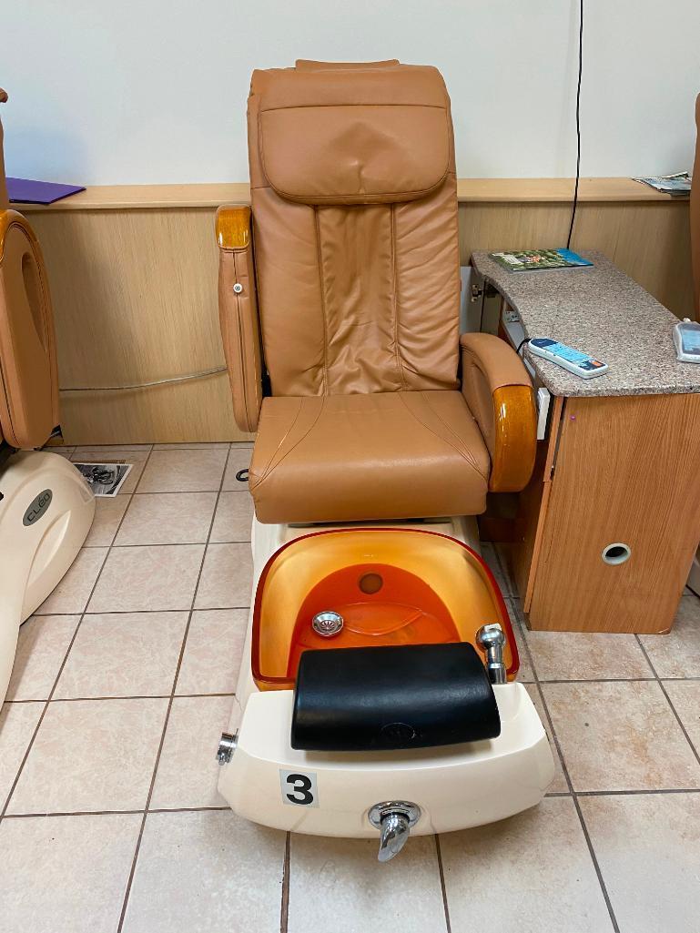 CLEO Pipeless Pedicure Spa Chair/Station Model: CLEO RX DL Type Mfg. 2012, 120v