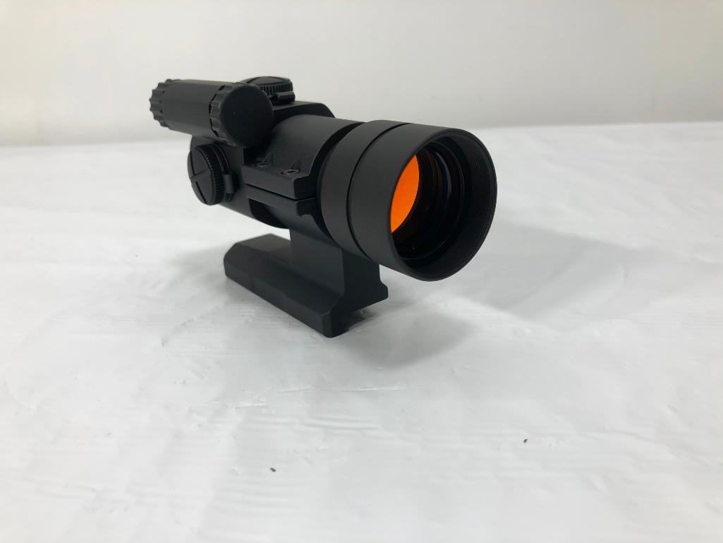 Aimpoint AB 200174 Carbine Optic Red Dot Sight MSRP: $439.99