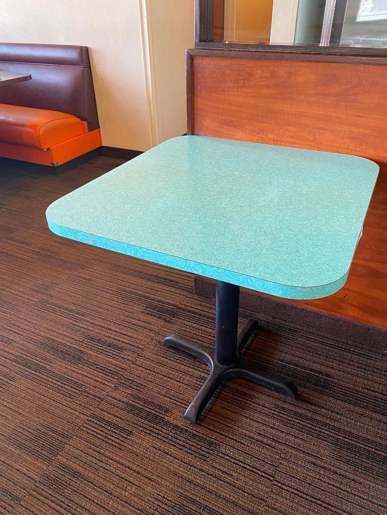 Retro Modern Restaurant Table w/ Pedestal Base, 30in x 28in x 30in