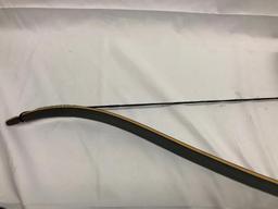 Hoyt Spirit Bow w/ Quiver and Arrows