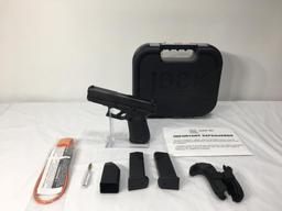 Glock G19 Gen 5 FXD BLUE LABEL 9mm w/ Factory Case & 3 Magazines SN: BGVV294: MSRP: $ 425.00