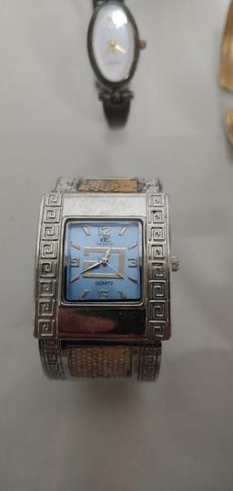 10 Women's dress watches untested