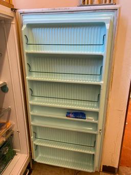 Sears Coldspot Upright Freezer, Working, 70.5in x 32in Wide x 25in Deep