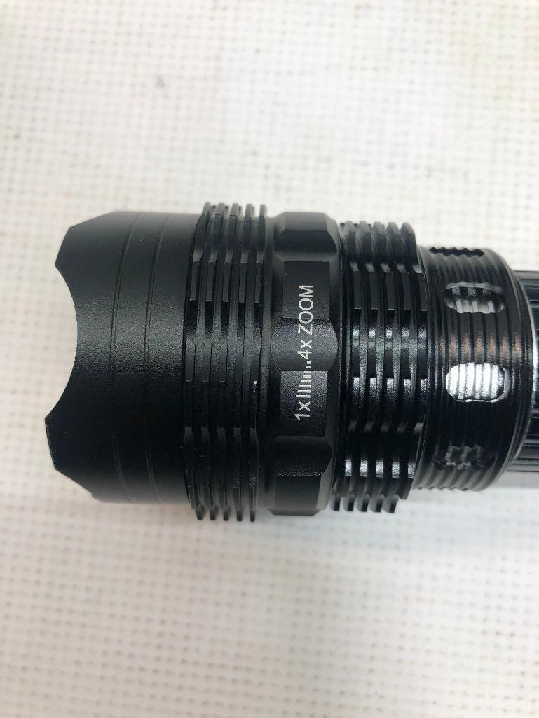 NEBO O2Beam Flashlight