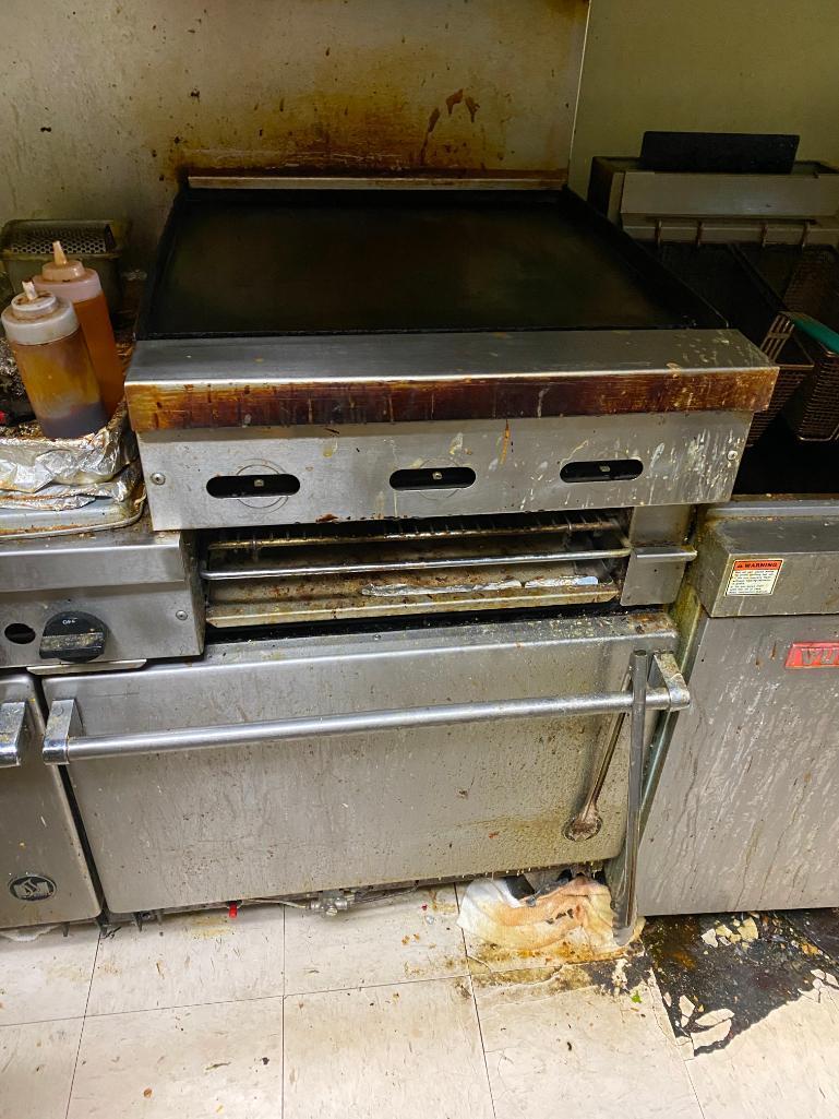 U.S. Range 6-Burner Gas Oven / Range w/ Flat Top Griddle, Mobile