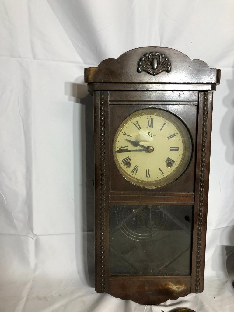 Ansonia Kitchen Clock (Top Wood Cracked), Older Clock & Pendulum/Key