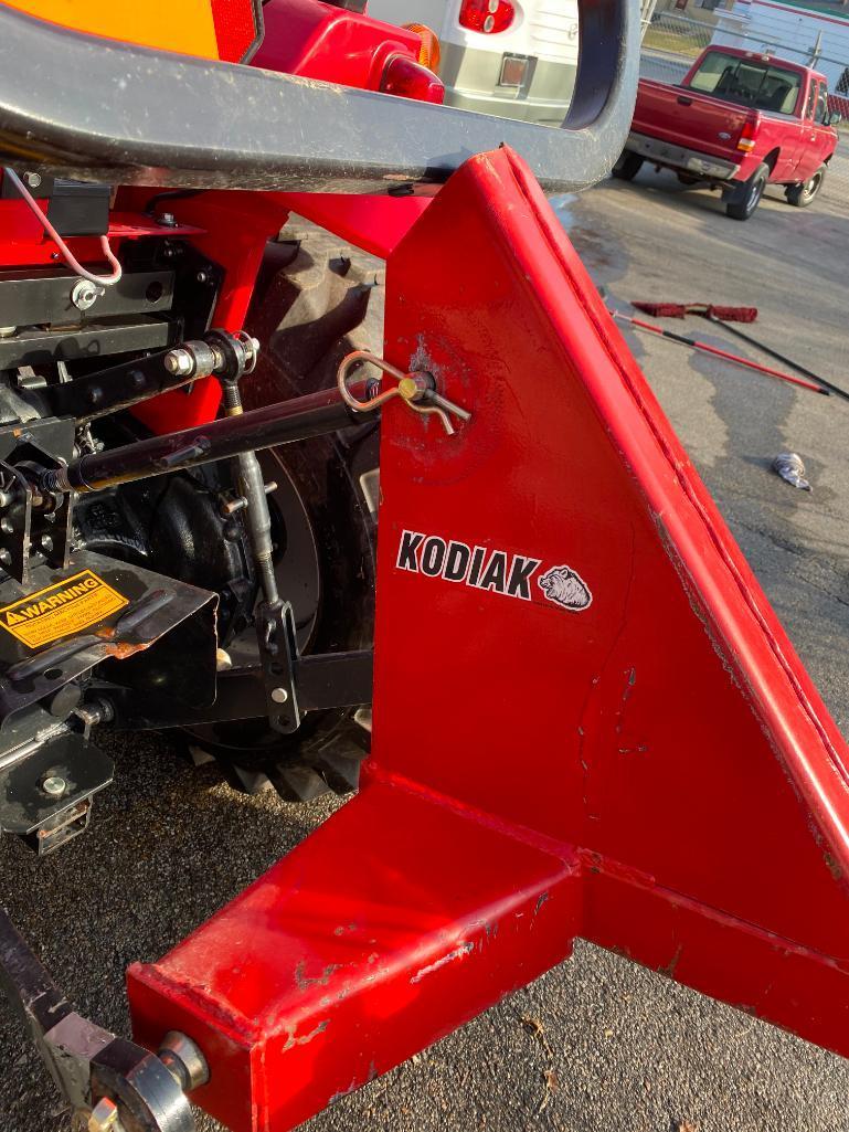 2015 Mahindra 1533 Shuttle 4WD Transmission Compact Tractor w/ Loader, Bucket, Blade & Forks 158 hrs