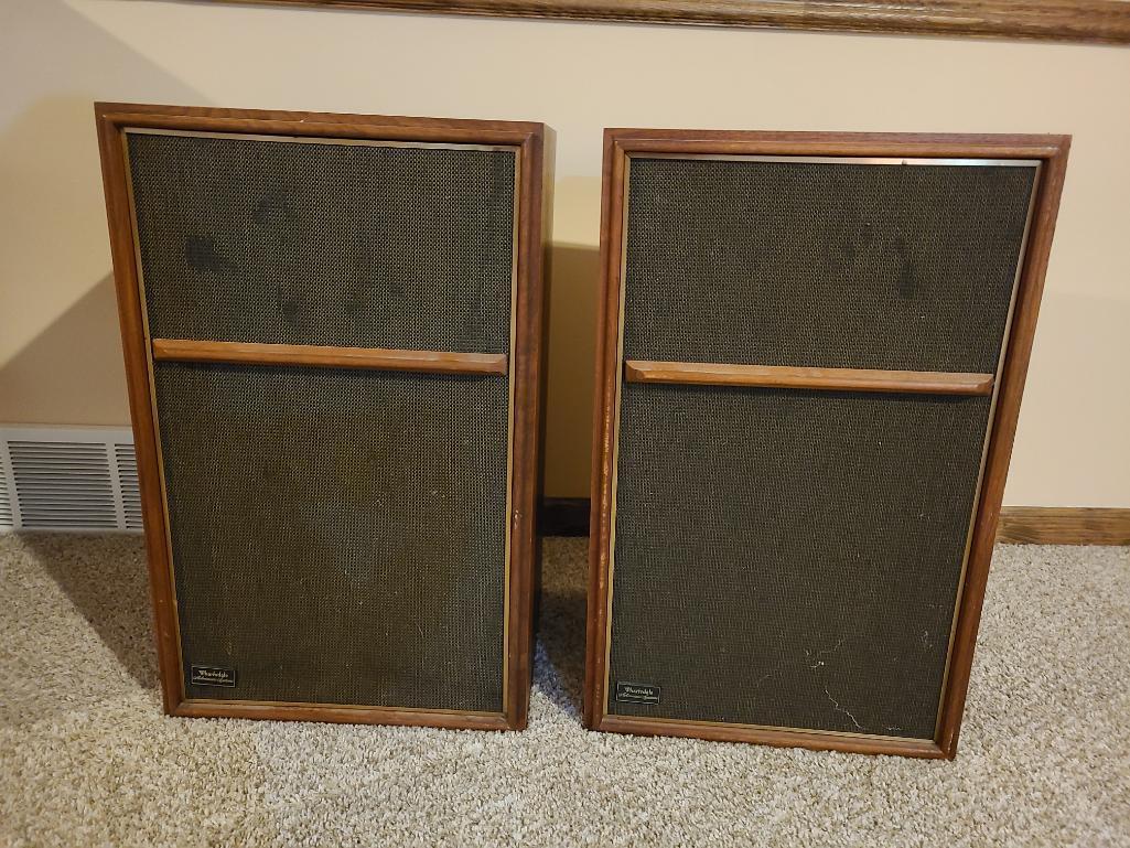 Vintage Pair of Wharfedale Stereo Speakers W60E
